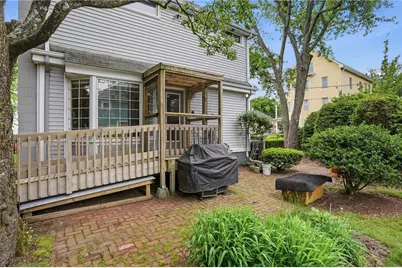 407 Smithfield Avenue, Pawtucket, RI 02860 - Photo 47