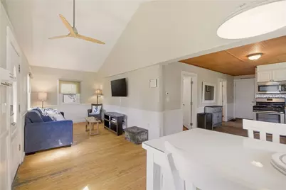 272 Riverside Street, Portsmouth, RI 02871 - Photo 15