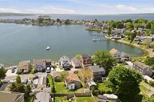 272 Riverside St, Portsmouth, RI 02871 - Photo 7