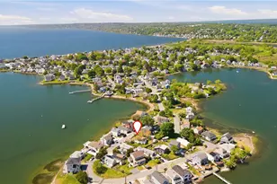 272 Riverside St, Portsmouth, RI 02871 - Photo 37