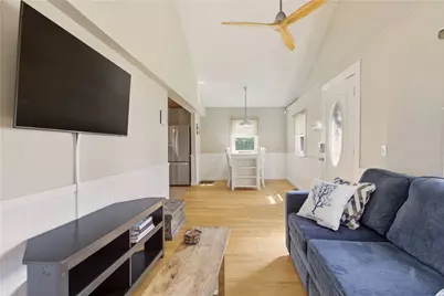 272 Riverside Street, Portsmouth, RI 02871 - Photo 13