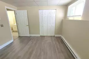 300 Smithfield Ave, North Providence, RI 02904 - Photo 11
