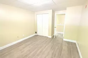 300 Smithfield Ave, North Providence, RI 02904 - Photo 11