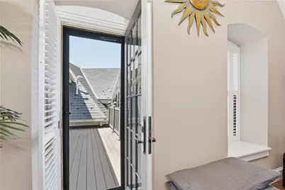 1000 Chapel View Boulevard #306, Cranston, RI 02920 - Photo 15
