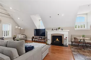 1000 Chapel View Blvd, Cranston, RI 02920 - Photo 11