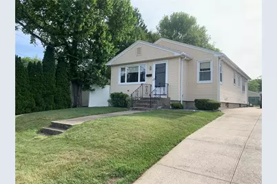 82 Merchant Street, North Providence, RI 02911 - Photo 1