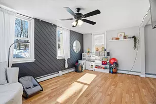 208 Simmonsville Ave, Johnston, RI 02919 - Photo 7