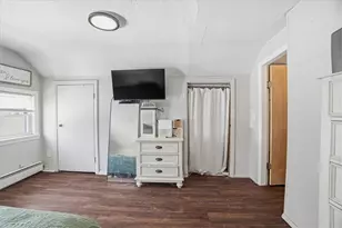 208 Simmonsville Ave, Johnston, RI 02919 - Photo 15