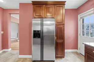 105 Park Ave, Cranston, RI 02905 - Photo 21