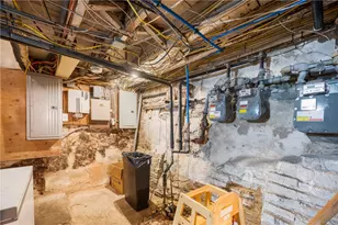 207 Douglas Ave, Providence, RI 02908 - Photo 35