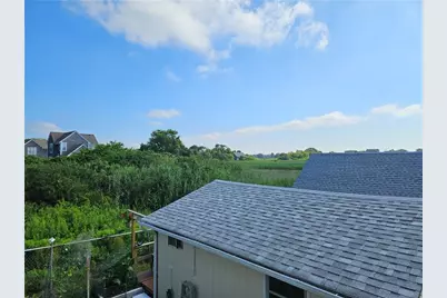 854 Matunuck Beach Road, South Kingstown, RI 02879 - Photo 17