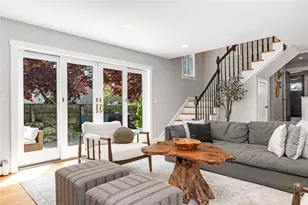 7 Florence Ave, Newport, RI 02840 - Photo 15
