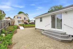 160 Fort St, East Providence, RI 02914 - Photo 5