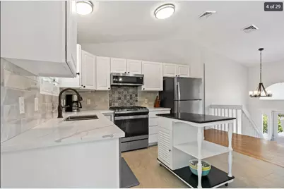 14 Lakeview Drive, Narragansett, RI 02882 - Photo 3