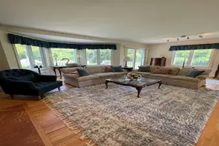 15 Hammersmith Rd, Newport, RI 02840 - Photo 3