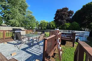 58 Hoyt St, Warwick, RI 02886 - Photo 5