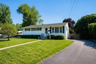 58 Hoyt St, Warwick, RI 02886 - Photo 1