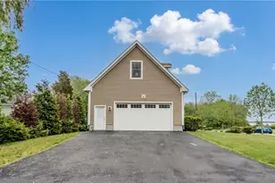 111 Middle St, North Kingstown, RI 02852 - Photo 3