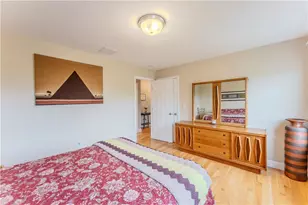 111 Middle St, North Kingstown, RI 02852 - Photo 27