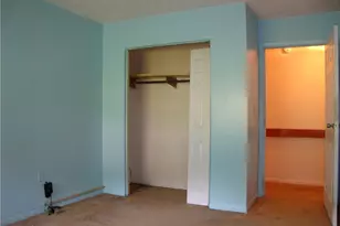 752 Quaker Ln, Warwick, RI 02818 - Photo 19