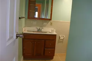 752 Quaker Ln, Warwick, RI 02818 - Photo 17