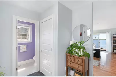 53 White Avenue, East Providence, RI 02915 - Photo 5