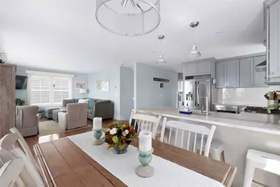 53 White Avenue, East Providence, RI 02915 - Photo 13