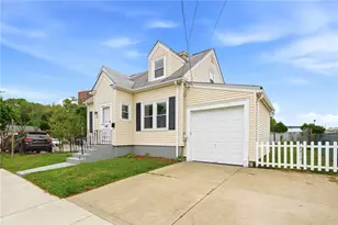 47 Goldsmith Ave, East Providence, RI 02914 - Photo 3
