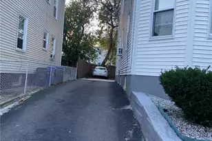 20 Violet St, Providence, RI 02908 - Photo 3