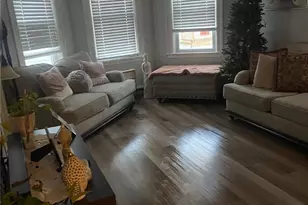 20 Violet St, Providence, RI 02908 - Photo 9