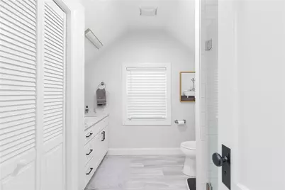 15 Kenton Avenue, East Providence, RI 02916 - Photo 11