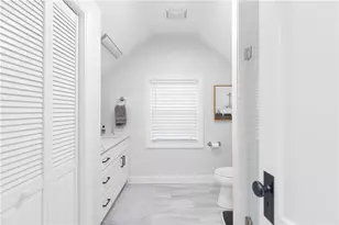 15 Kenton Ave, East Providence, RI 02916 - Photo 11