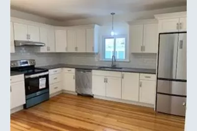 86 Hamilton Avenue #2nd floor, Barrington, RI 02806 - Photo 3
