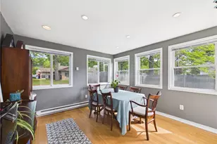 122 Gordon Ave, Warwick, RI 02889 - Photo 17
