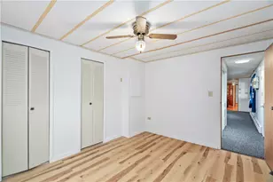 8 Thrid St, Portsmouth, RI 02842 - Photo 17