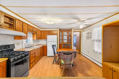 8 Thrid Street, Portsmouth, RI 02842 - Photo 11