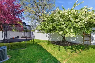 3811 Mendon Rd, Cumberland, RI 02864 - Photo 23