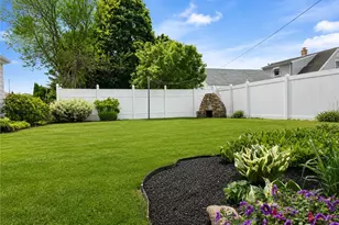 70 Floral Park Blvd, Pawtucket, RI 02861 - Photo 43
