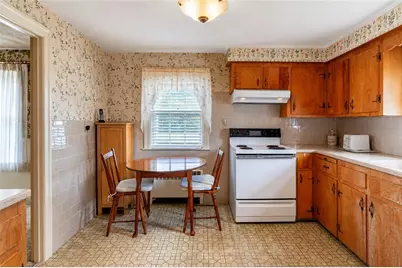 70 Floral Park Boulevard, Pawtucket, RI 02861 - Photo 15