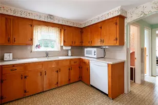 70 Floral Park Blvd, Pawtucket, RI 02861 - Photo 17