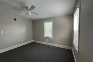 217 State St, Bristol, RI 02809 - Photo 7