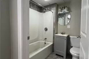 217 State St, Bristol, RI 02809 - Photo 9