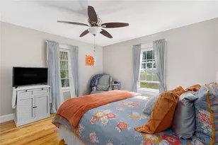 45 Woodhaven Rd, Pawtucket, RI 02861 - Photo 23