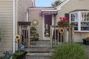 45 Woodhaven Rd, Pawtucket, RI 02861 - Photo 3