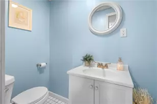 150 Marlow St, Cranston, RI 02920 - Photo 13