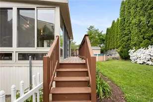150 Marlow St, Cranston, RI 02920 - Photo 27