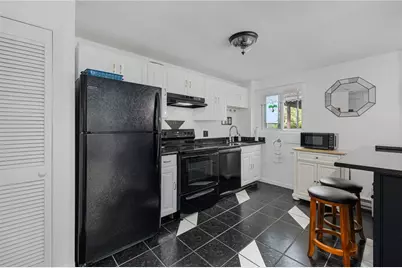 130 Pilgrim Parkway #5, Warwick, RI 02888 - Photo 9