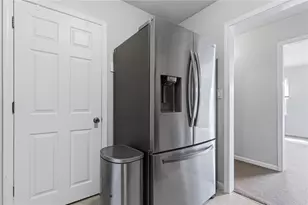 200 Manville Hill Rd, Cumberland, RI 02864 - Photo 3