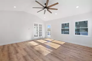 36 Kinnicutt Ave, Warren, RI 02885 - Photo 15