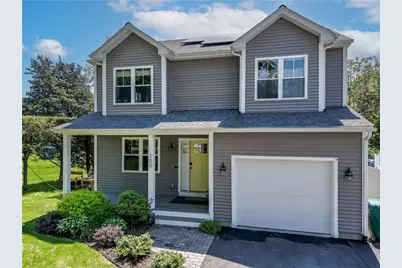 100 East View Avenue, Cranston, RI 02920 - Photo 5